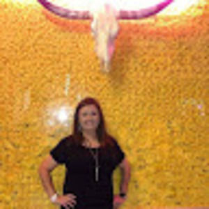 Meet your Posher, Holly